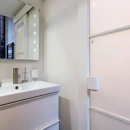 Childebert - Furnished - Downtown Appartamento