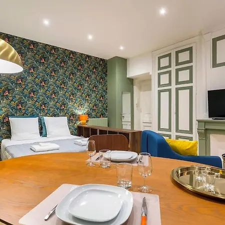 Childebert - Furnished - Downtown Appartamento *